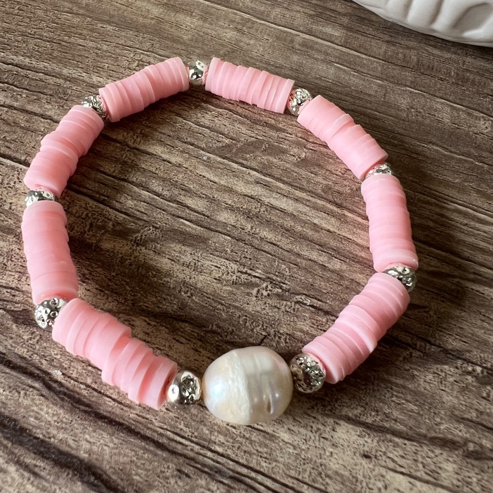 Chic Pink Bracelet with Silver Beads